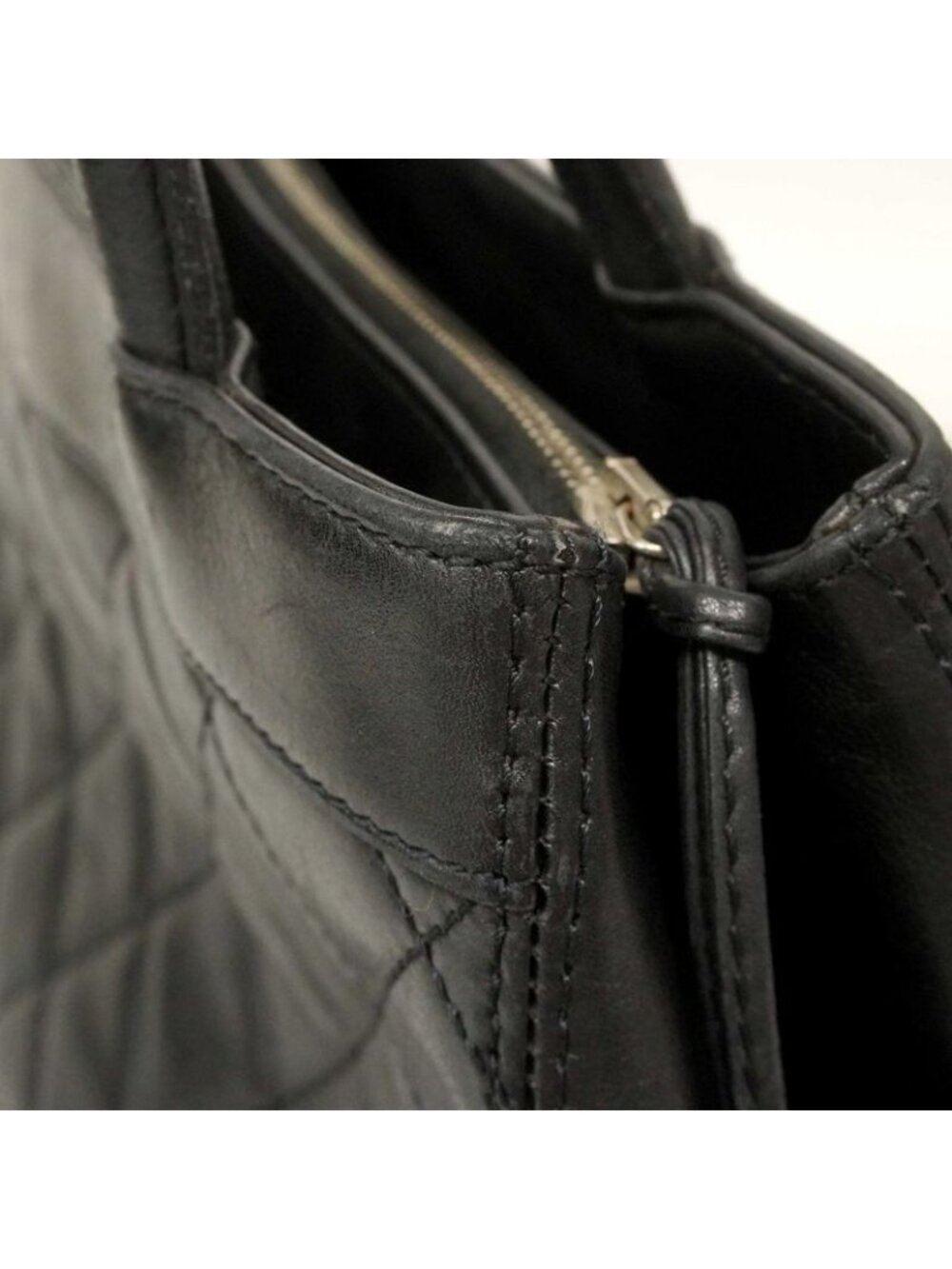 Chanel Tote Quilted Lambskin Black Silver - Picture 6 of 10